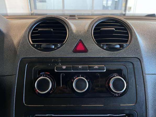 Volkswagen Caddy III Рестайлинг с пробегом 2011 года, цена 895 000 рублей, 226145 км, компактвэн, Автокод Объявления