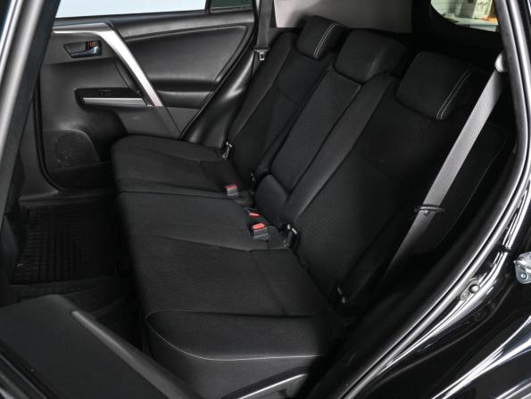 Toyota RAV4 IV (XA40) Рестайлинг с пробегом 2017 года, цена 2 379 000 рублей, 82227 км, внедорожник, Автокод Объявления