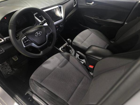 Hyundai Solaris II с пробегом 2017 года, цена 1 144 000 рублей, 158346 км, седан, Автокод Объявления