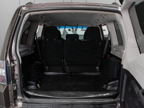 Mitsubishi Pajero IV Рестайлинг 1 с пробегом 2011 года, цена 1 749 000 рублей, 307477 км, внедорожник, Автокод Объявления
