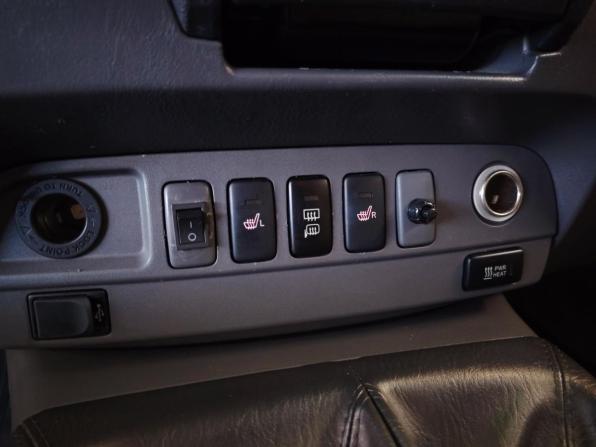 Toyota Hilux VII Рестайлинг с пробегом 2013 года, цена 1 776 000 рублей, 262276 км, пикап, Автокод Объявления