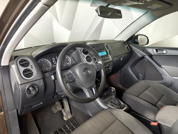 Volkswagen Tiguan I Рестайлинг с пробегом 2014 года, цена 945 000 рублей, 241100 км, внедорожник, Автокод Объявления