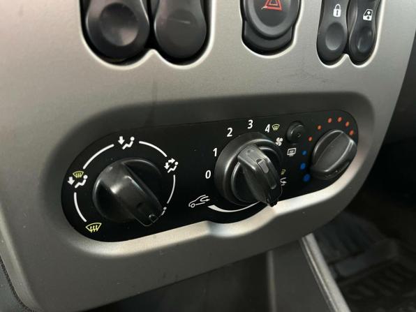 Renault Sandero I с пробегом 2012 года, цена 512 720 рублей, 108641 км, хэтчбек, Автокод Объявления