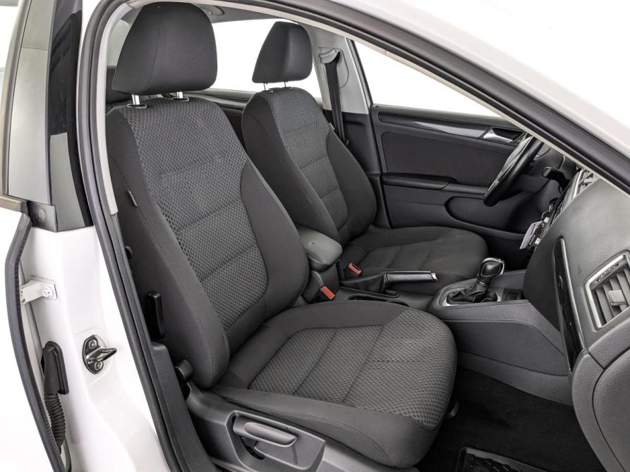 Volkswagen Jetta VI Москва  - изображение 24