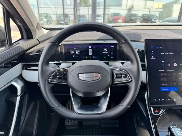 Geely Atlas II с пробегом 2024 года, цена 3 390 000 рублей, 3081 км, внедорожник, Автокод Объявления