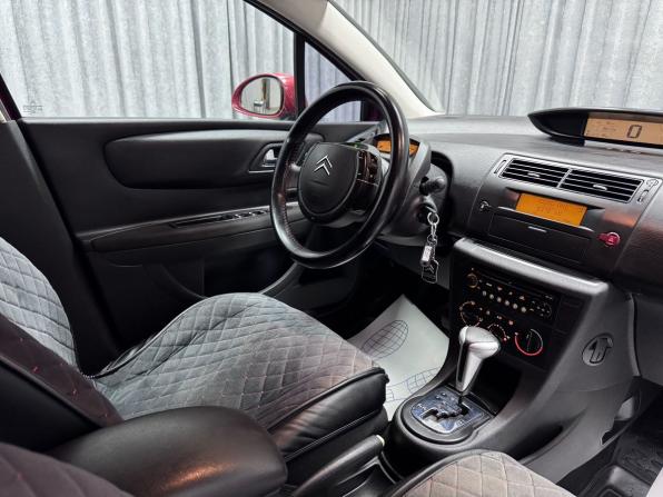 Citroen C4 I с пробегом 2007 года, цена 490 000 рублей, 191149 км, хэтчбек, Автокод Объявления