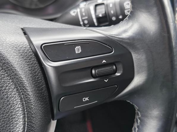 Kia Rio IV с пробегом 2018 года, цена 1 399 000 рублей, 126224 км, хэтчбек, Автокод Объявления