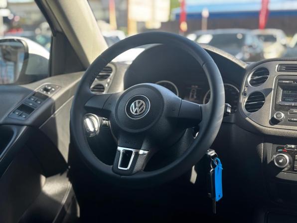 Volkswagen Tiguan I Рестайлинг с пробегом 2014 года, цена 1 300 000 рублей, 218075 км, внедорожник, Автокод Объявления