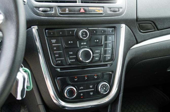 Opel Mokka I с пробегом 2014 года, цена 915 000 рублей, 160000 км, внедорожник, Автокод Объявления