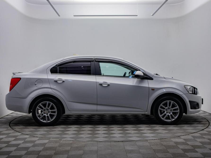 Chevrolet Aveo II Москва  - изображение 7