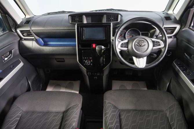 Toyota Roomy I с пробегом 2018 года, цена 1 139 000 рублей, 97224 км, микровэн, Автокод Объявления