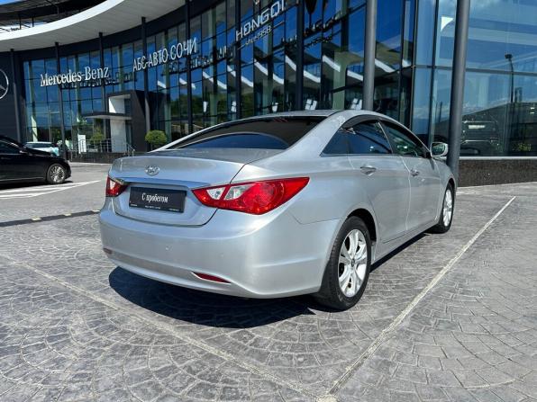 Hyundai Sonata VI (YF) с пробегом 2010 года, цена 949 000 рублей, 213587 км, седан, Автокод Объявления
