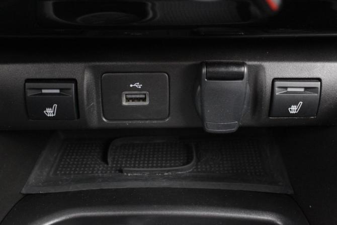 Lada (ВАЗ) Vesta I Рестайлинг (NG) с пробегом 2024 года, цена 1 290 000 рублей, 59876 км, седан, Автокод Объявления