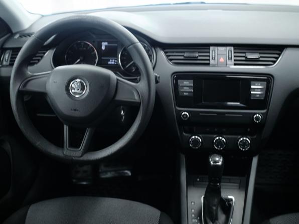 Skoda Octavia III (A7) с пробегом 2015 года, цена 1 284 000 рублей, 129488 км, лифтбек, Автокод Объявления