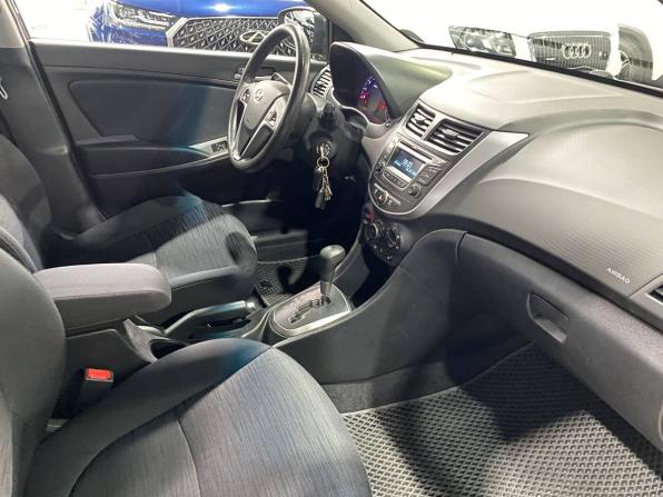 Hyundai Solaris I Рестайлинг с пробегом 2015 года, цена 859 000 рублей, 128000 км, седан, Автокод Объявления