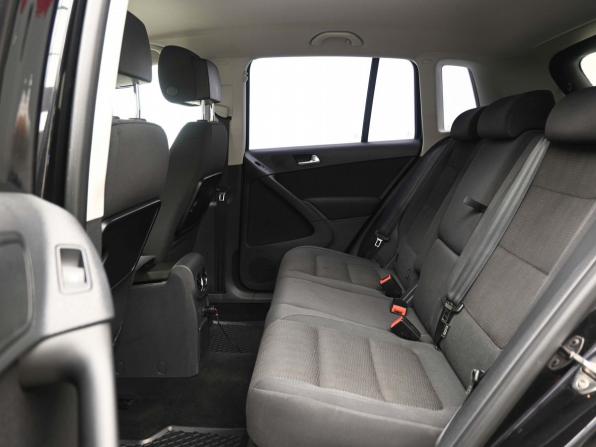 Volkswagen Tiguan I Рестайлинг с пробегом 2012 года, цена 1 599 000 рублей, 261617 км, внедорожник, Автокод Объявления