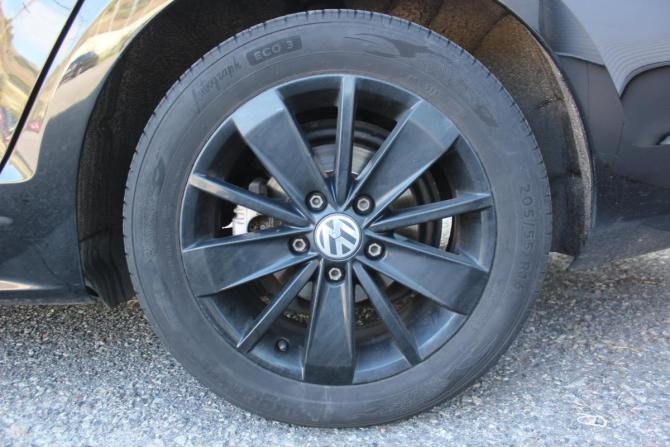Volkswagen Jetta VI Рестайлинг с пробегом 2016 года, цена 897 000 рублей, 176647 км, седан, Автокод Объявления