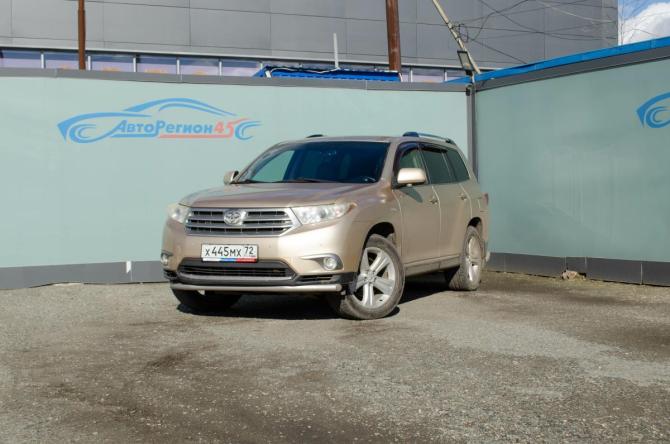 Toyota Highlander II (XU40) Рестайлинг с пробегом 2012 года, цена 1 999 000 рублей, 223000 км, внедорожник, Автокод Объявления