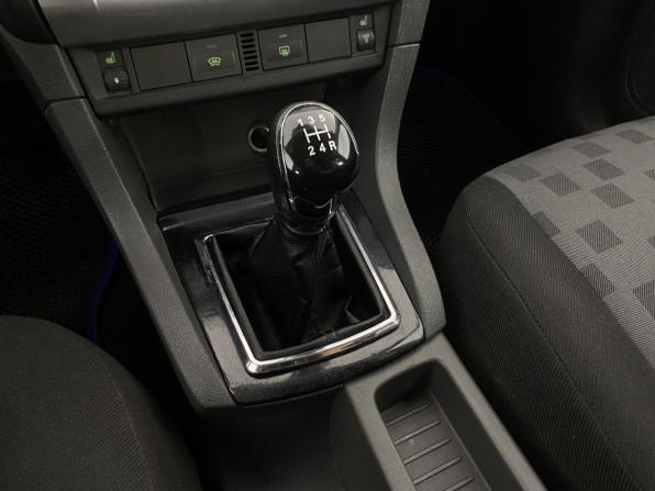 Ford Focus II с пробегом 2006 года, цена 470 000 рублей, 274459 км, хэтчбек, Автокод Объявления