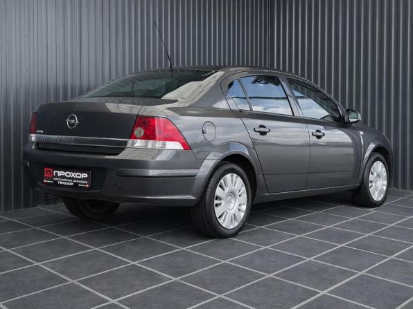 Opel Astra H Рестайлинг с пробегом 2012 года, цена 720 000 рублей, 87009 км, седан, Автокод Объявления
