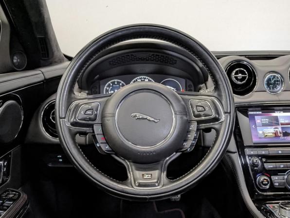 Jaguar XJ IV (X351) Рестайлинг с пробегом 2016 года, цена 3 590 000 рублей, 40122 км, седан, Автокод Объявления