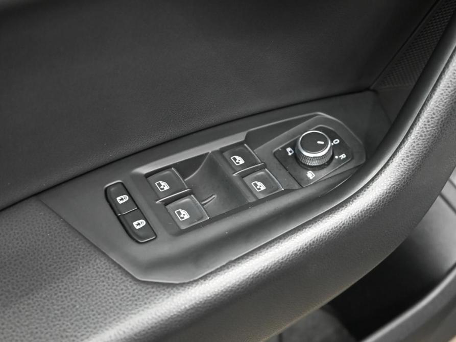 Volkswagen Touareg III Екатеринбург  - изображение 17