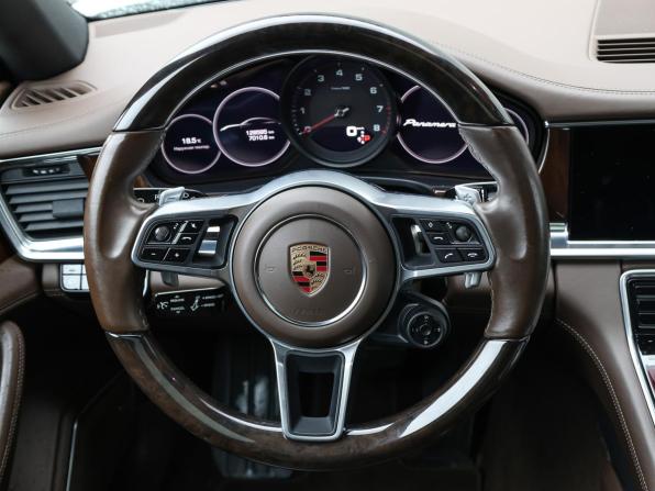 Porsche Panamera II с пробегом 2017 года, цена 5 549 000 рублей, 128600 км, лифтбек, Автокод Объявления
