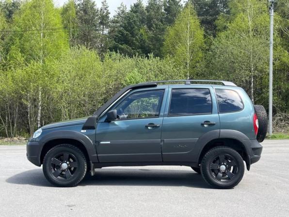 Chevrolet Niva I Рестайлинг с пробегом 2015 года, цена 670 000 рублей, 120000 км, внедорожник, Автокод Объявления