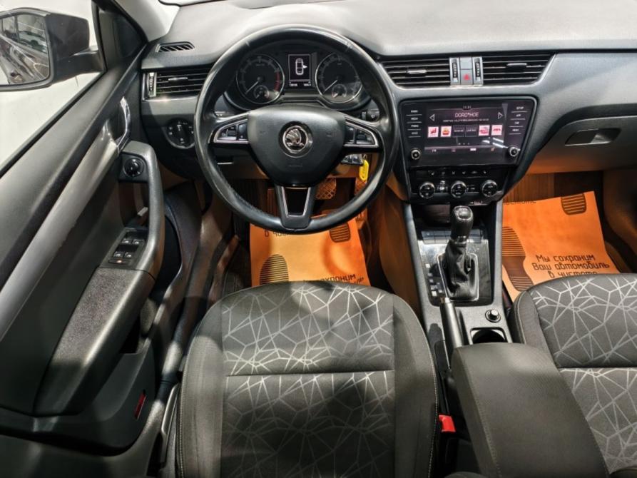 Skoda Octavia III (A7) Рестайлинг Курск  - изображение 9
