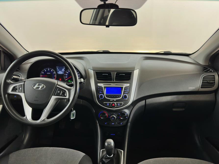 Hyundai Solaris I Москва  - изображение 5