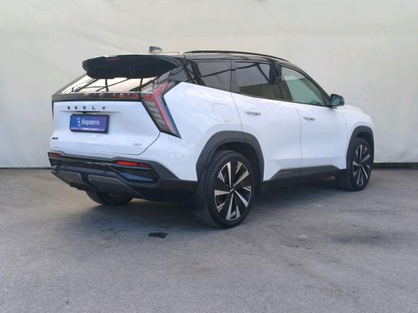 Geely Atlas II с пробегом 2024 года, цена 2 800 000 рублей, 61591 км, внедорожник, Автокод Объявления