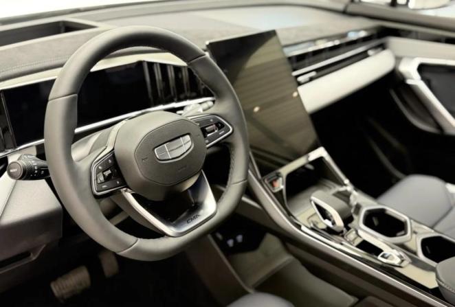 Новый Geely Atlas II 2026 года, цена 3 449 990 рублей, внедорожник, Автокод Объявления