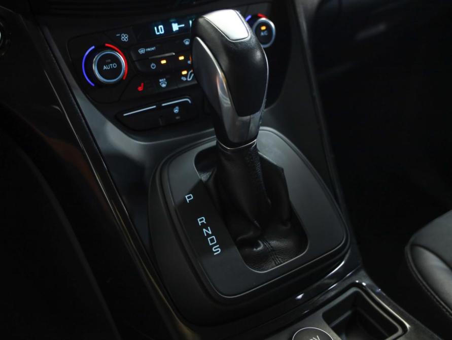 Ford Kuga II Рестайлинг Санкт-Петербург  - изображение 18