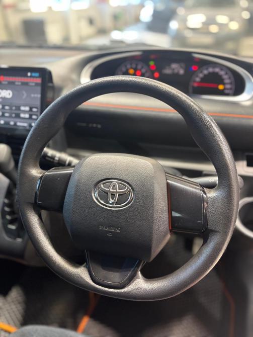 Toyota Sienta II Челябинск  - изображение 22