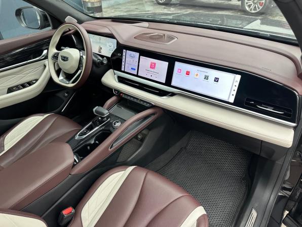 Geely Monjaro I с пробегом 2023 года, цена 3 228 000 рублей, 40000 км, внедорожник, Автокод Объявления
