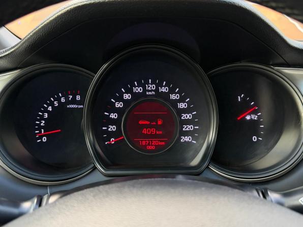 Kia Ceed II Рестайлинг с пробегом 2017 года, цена 1 050 000 рублей, 187000 км, универсал, Автокод Объявления