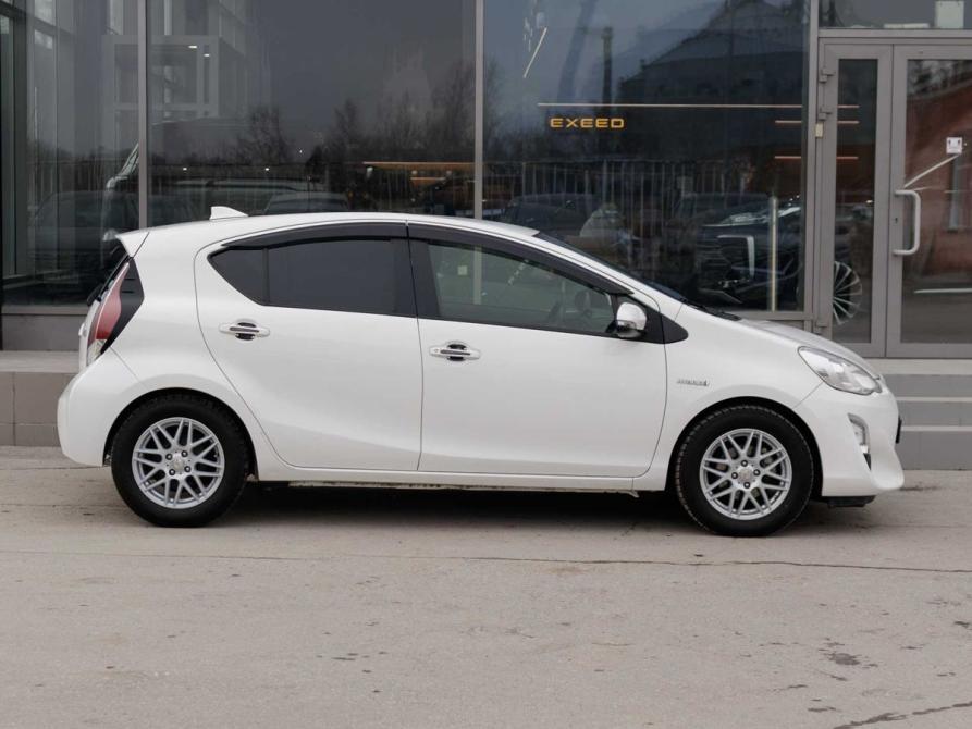 Toyota Aqua I Рестайлинг Новосибирск  - изображение 4