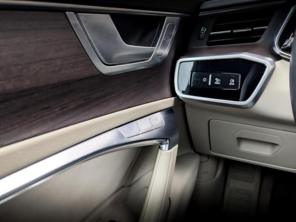 Audi A7 II (4K) с пробегом 2021 года, цена 5 900 000 рублей, 72810 км, лифтбек, Автокод Объявления