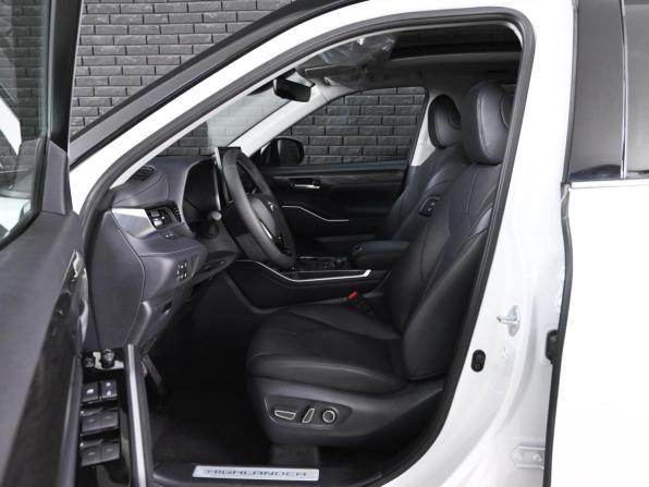 Toyota Highlander IV (XU70) с пробегом 2026 года, цена 5 550 000 рублей, 31 км, внедорожник, Автокод Объявления