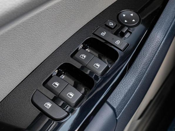Kia Sportage V с пробегом 2021 года, цена 3 099 000 рублей, 111230 км, внедорожник, Автокод Объявления