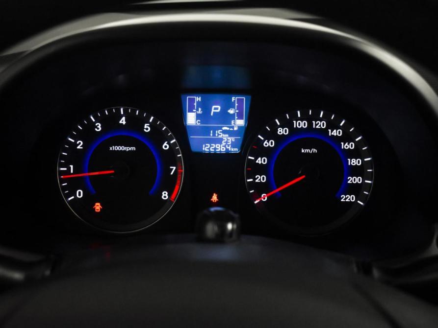 Hyundai Solaris I Рестайлинг Санкт-Петербург  - изображение 20