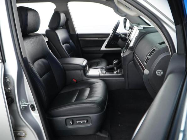 Toyota Land Cruiser 200 Series Рестайлинг 2 с пробегом 2021 года, цена 7 725 077 рублей, 114431 км, внедорожник, Автокод Объявления