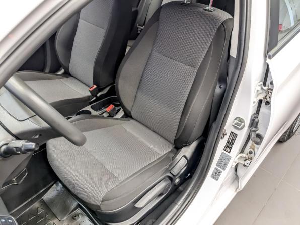 Hyundai Solaris II Рестайлинг с пробегом 2022 года, цена 1 685 000 рублей, 63429 км, седан, Автокод Объявления