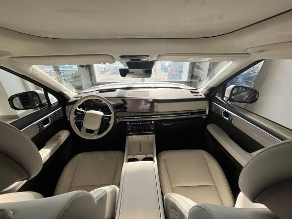 Новый Hyundai Santa Fe V (MX5) 2025 года, цена 6 900 000 рублей, внедорожник, Автокод Объявления