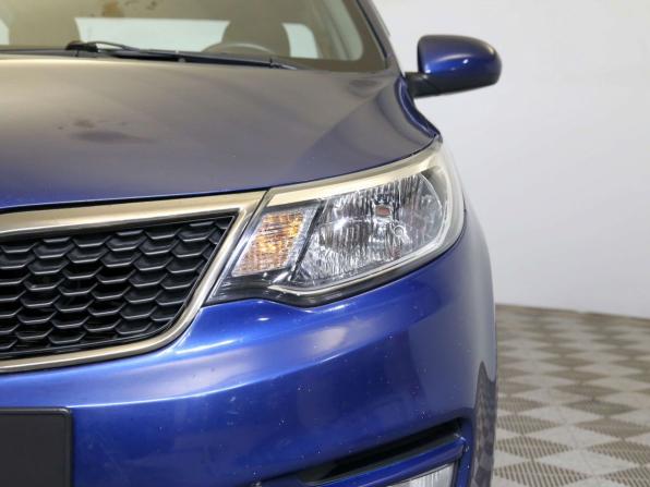 Kia Rio III Рестайлинг с пробегом 2015 года, цена 990 000 рублей, 99542 км, седан, Автокод Объявления