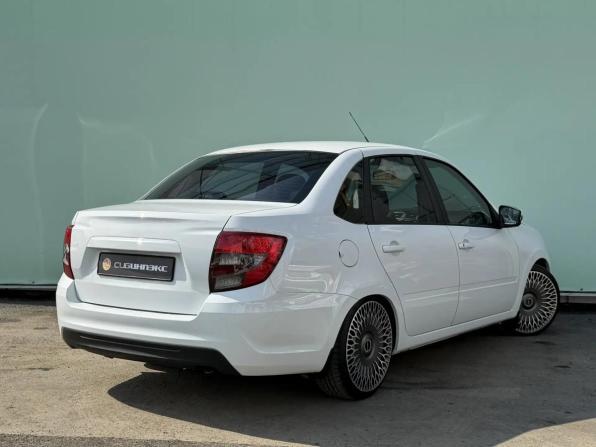 Lada (ВАЗ) Granta I Рестайлинг с пробегом 2023 года, цена 779 000 рублей, 37000 км, седан, Автокод Объявления