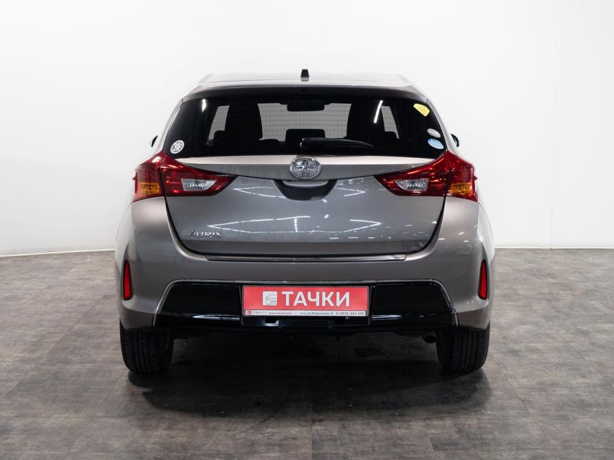 Toyota Auris II Чита  - изображение 4