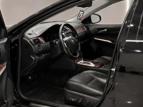 Toyota Camry VII (XV50) с пробегом 2013 года, цена 1 749 000 рублей, 216600 км, седан, Автокод Объявления