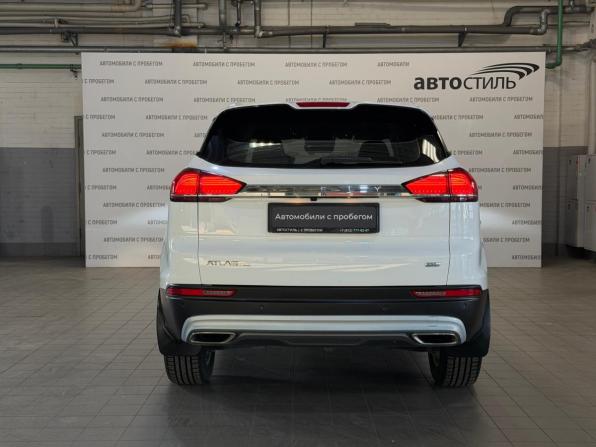 Geely Atlas Pro с пробегом 2022 года, цена 1 899 000 рублей, 72000 км, внедорожник, Автокод Объявления