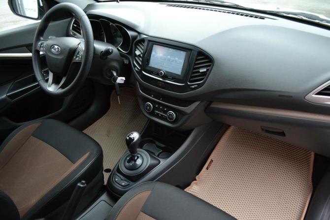 Lada (ВАЗ) Vesta I с пробегом 2017 года, цена 770 000 рублей, 93722 км, седан, Автокод Объявления